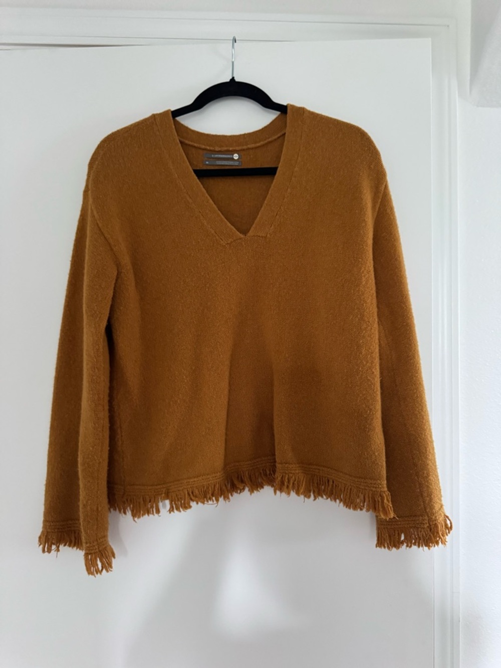 V-Neck Fringe Hem Women's Sweater - Caramel